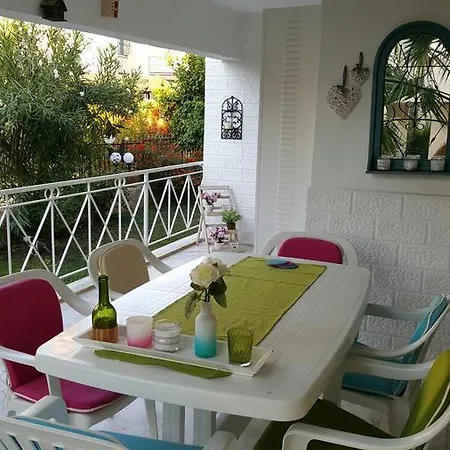 Anja מלון *