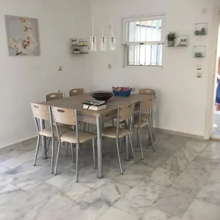 מלון Anja